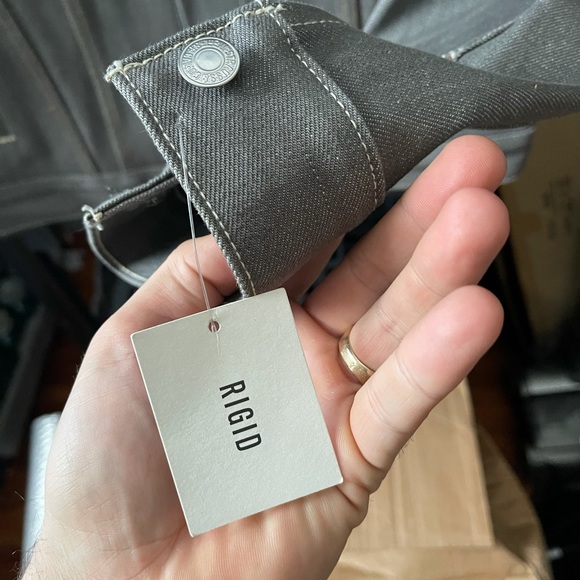 Levis Men's LARGE Jean Jacket Rigid - Picture 4 of 7